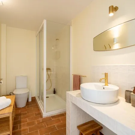 Guest house Casasupertubos - *